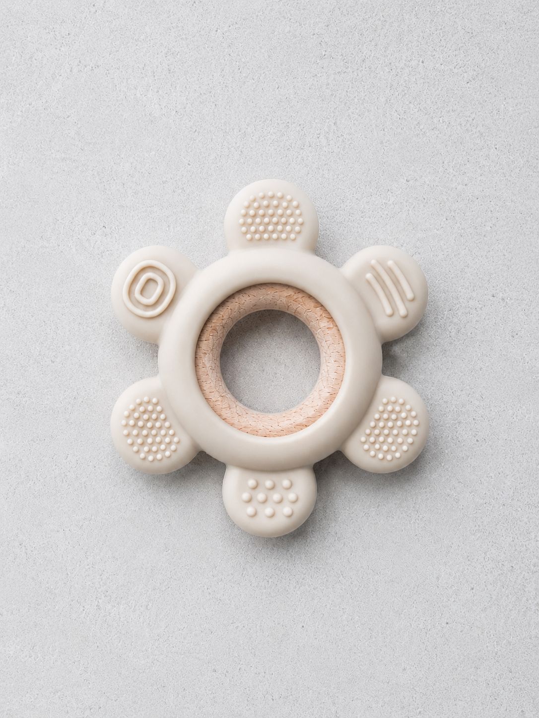 Siliconen Bijtring Bloem met Houten ring - Beige