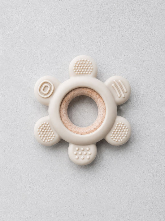 Siliconen Bijtring Bloem met Houten ring - Beige